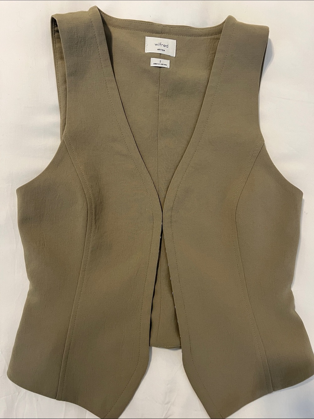 Wilfred Pistacio Green Tailored Sleeveless Vest